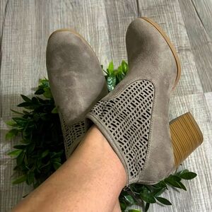CityClassified Ankle Boots